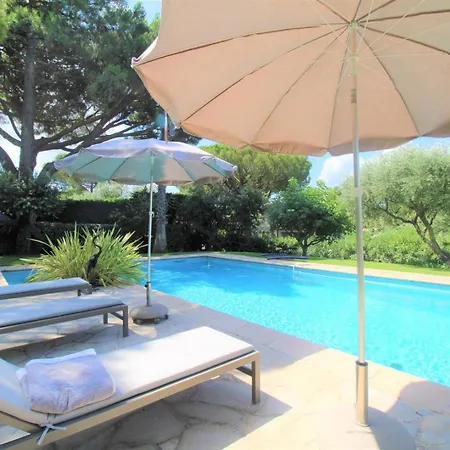 Sanderling - A 3 Km De St-tropez - Climatisee Avec Piscine Privee Vila *